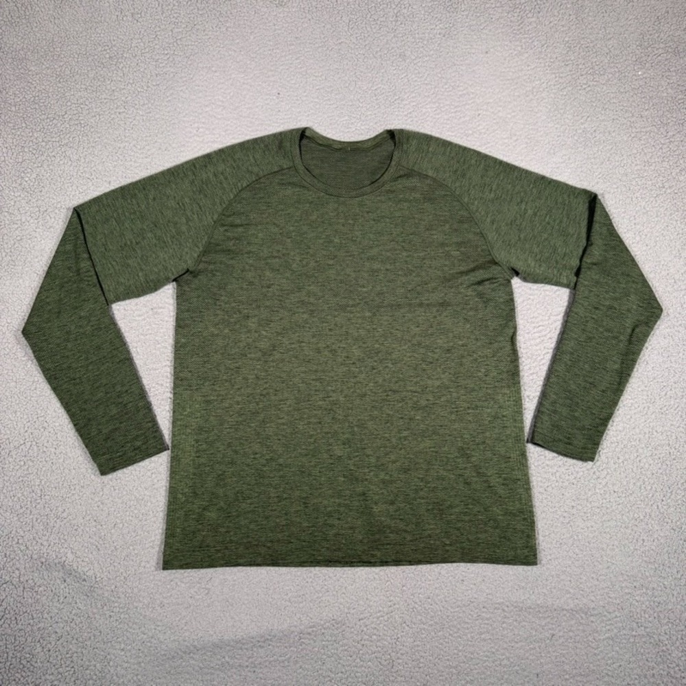 Lululemon Shirt Mens XL Green Metal Vent Tech Training Casual Gym Workout Logo